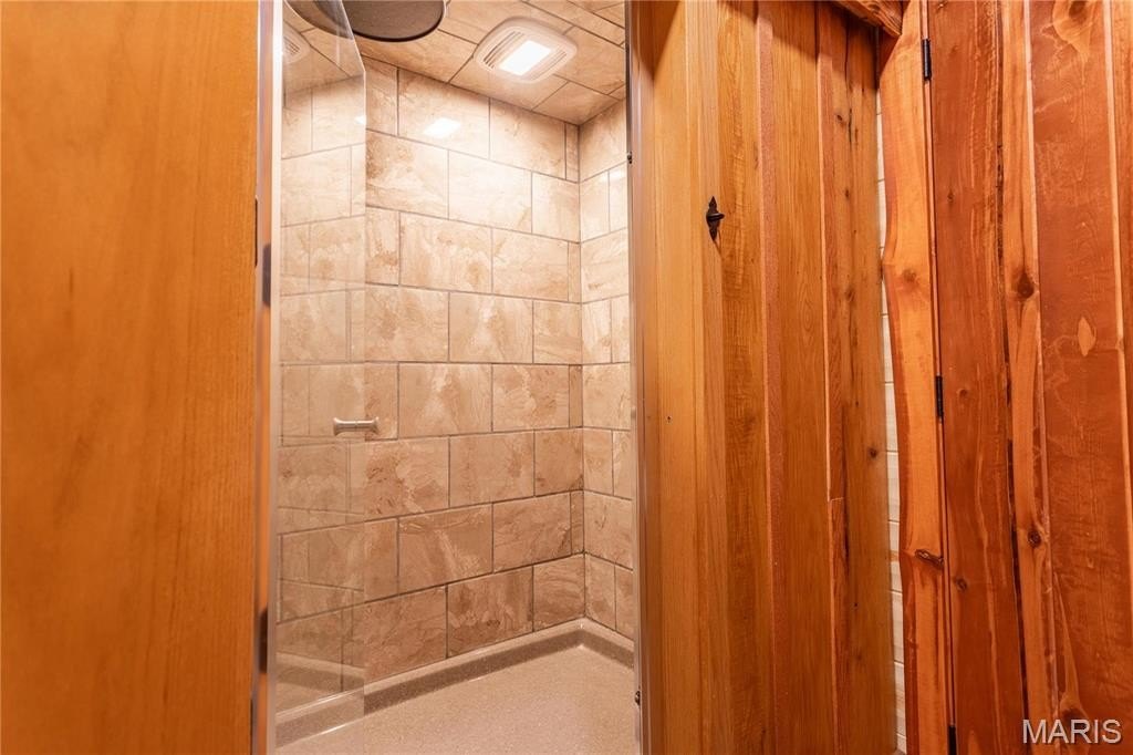 Falcon, Missouri, 65470, United States, 2 Bedrooms Bedrooms, ,2 BathroomsBathrooms,Residential,For Sale,1844660
