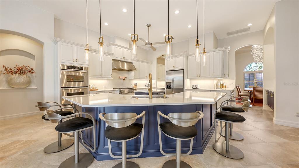 Lakewood Ranch, Florida, 34202, United States, 4 Bedrooms Bedrooms, ,5 BathroomsBathrooms,Residential,For Sale,1795328