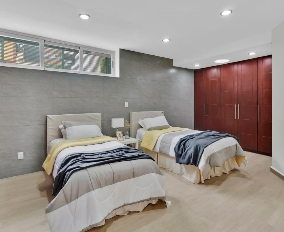 Albert Einstein, Álvaro Obregón, Ciudad de México, 01330, Mexico, 3 Bedrooms Bedrooms, ,3 BathroomsBathrooms,Residential,For Sale,Albert Einstein,1617627