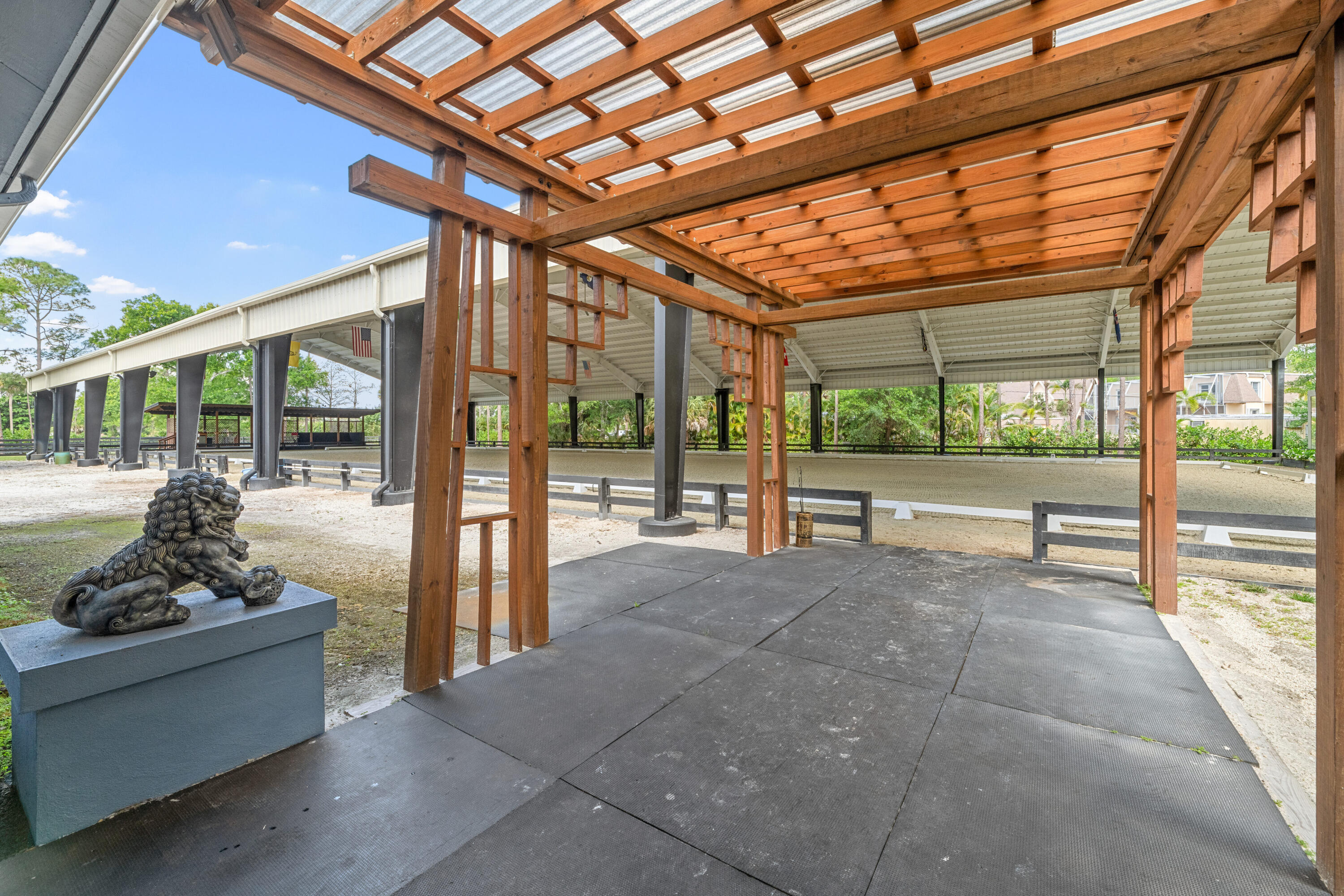  15161 Collecting Canal Road - 物件實景