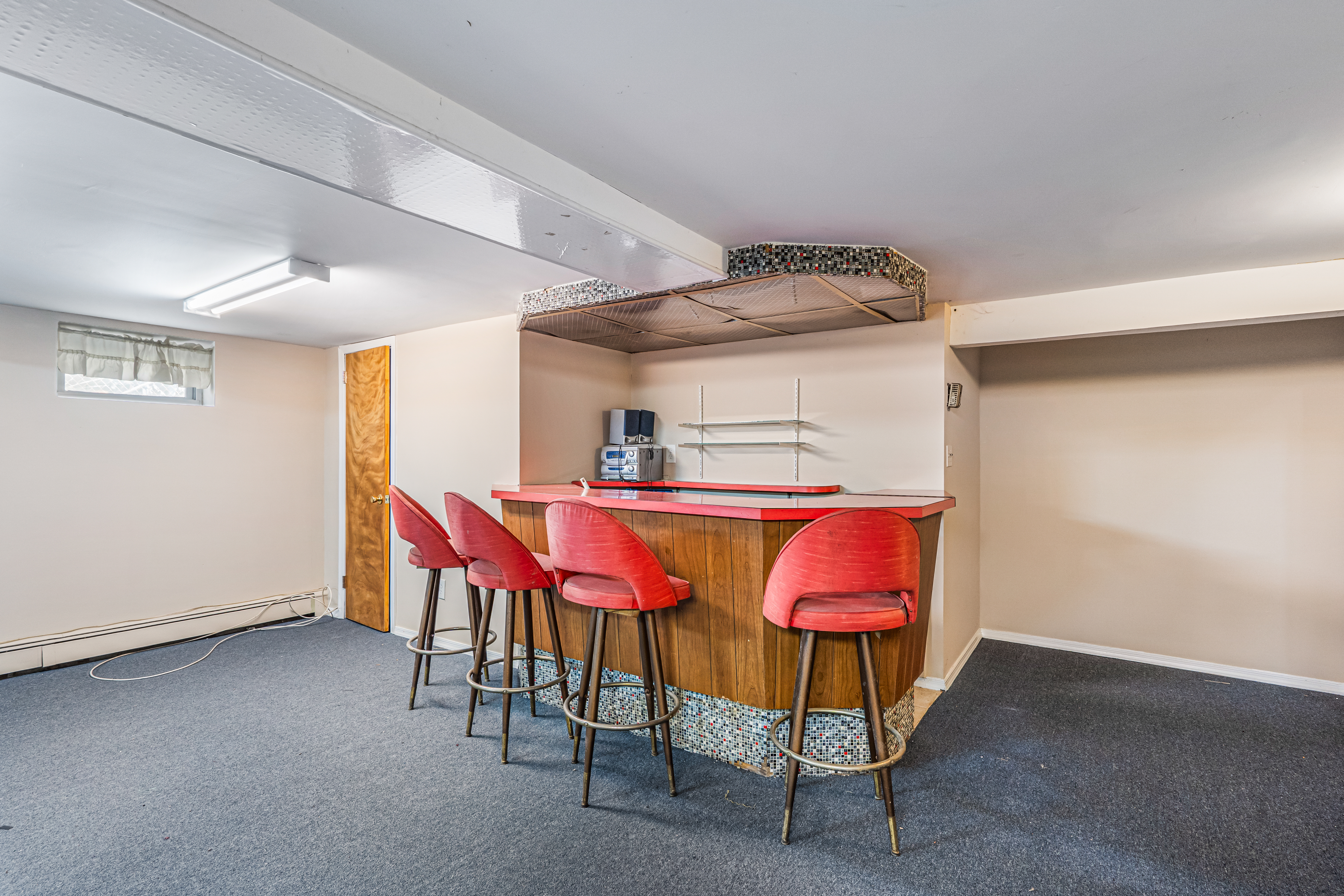  221-51 Braddock Avenue, Queens Village, NY, 11427 - 物件實景