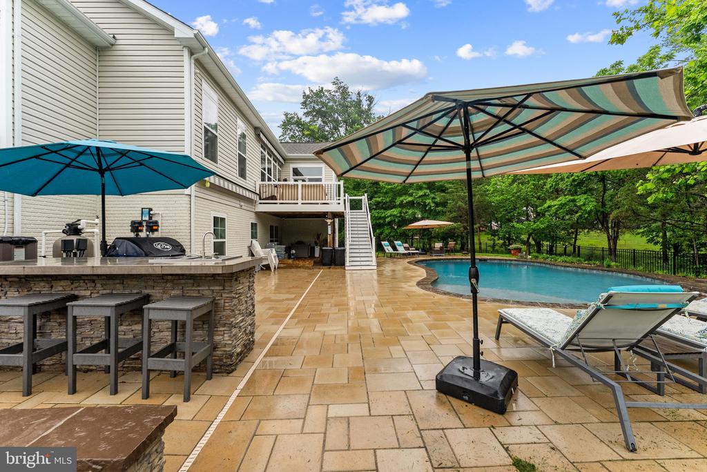 Warrenton, Virginia, 20187, United States, 4 Bedrooms Bedrooms, ,4 BathroomsBathrooms,Residential,For Sale,2048905