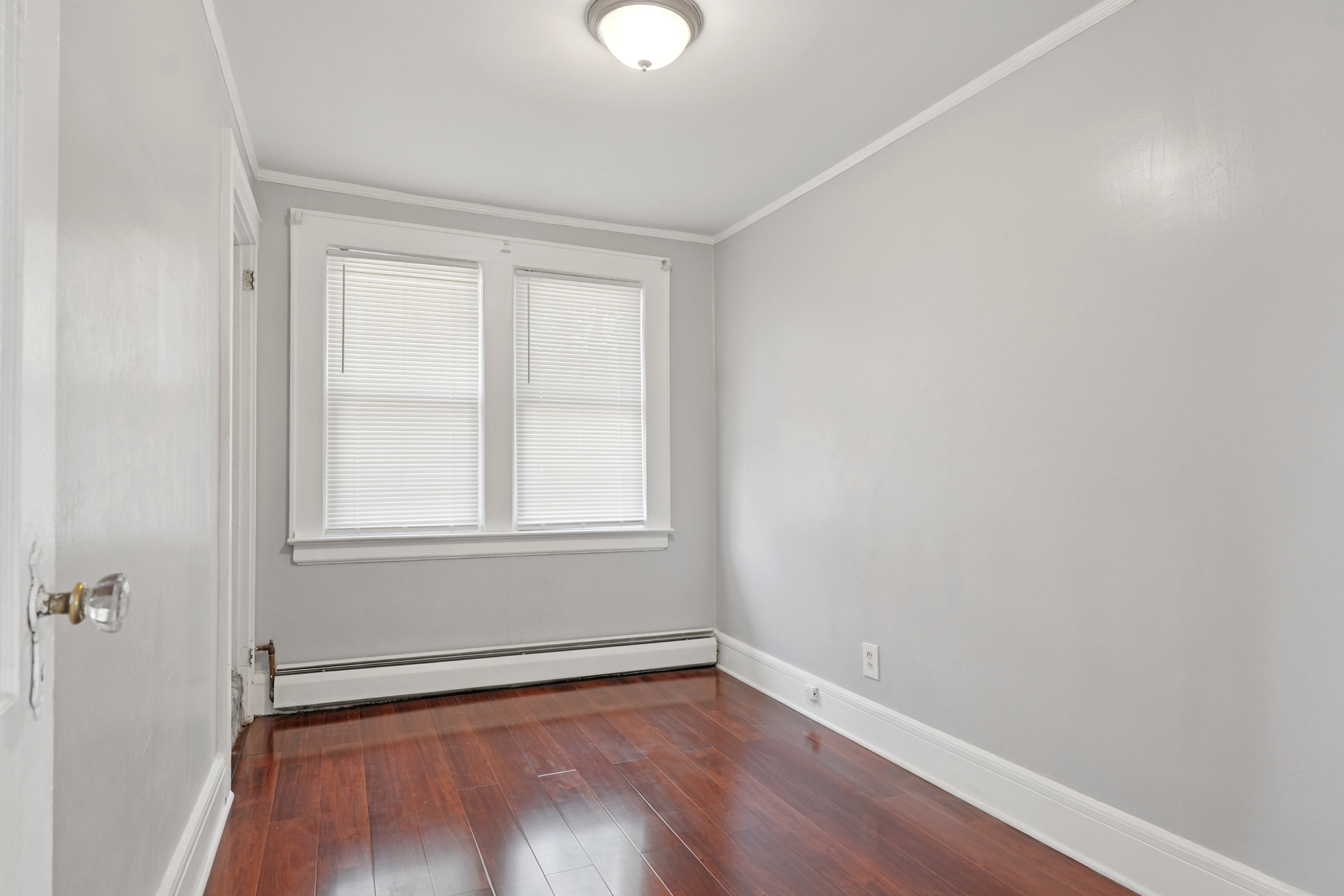 Maplewood, New Jersey, 07040, United States, 4 Bedrooms Bedrooms, ,5 BathroomsBathrooms,Residential,For Sale,1976450