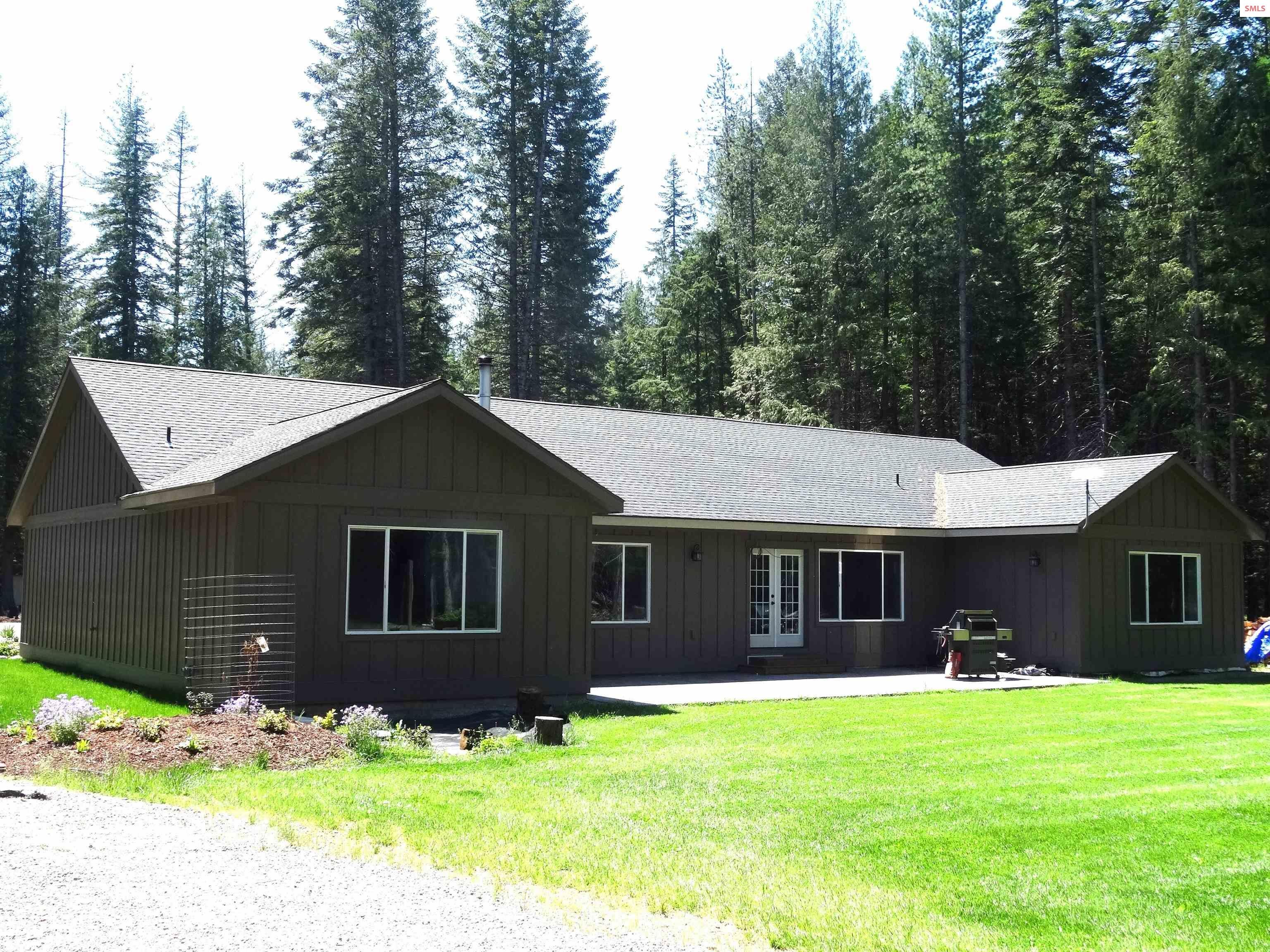 Priest River, Idaho, 83856, United States, 4 Bedrooms Bedrooms, ,Residential,For Sale,2025404
