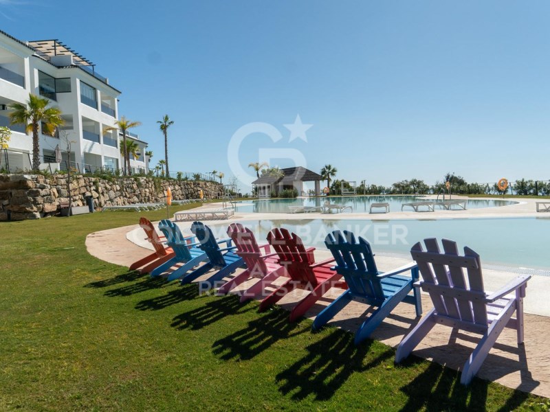 Estepona, Andalusia, ES, 3 Bedrooms Bedrooms, ,3 BathroomsBathrooms,Residential,For Sale,1744134