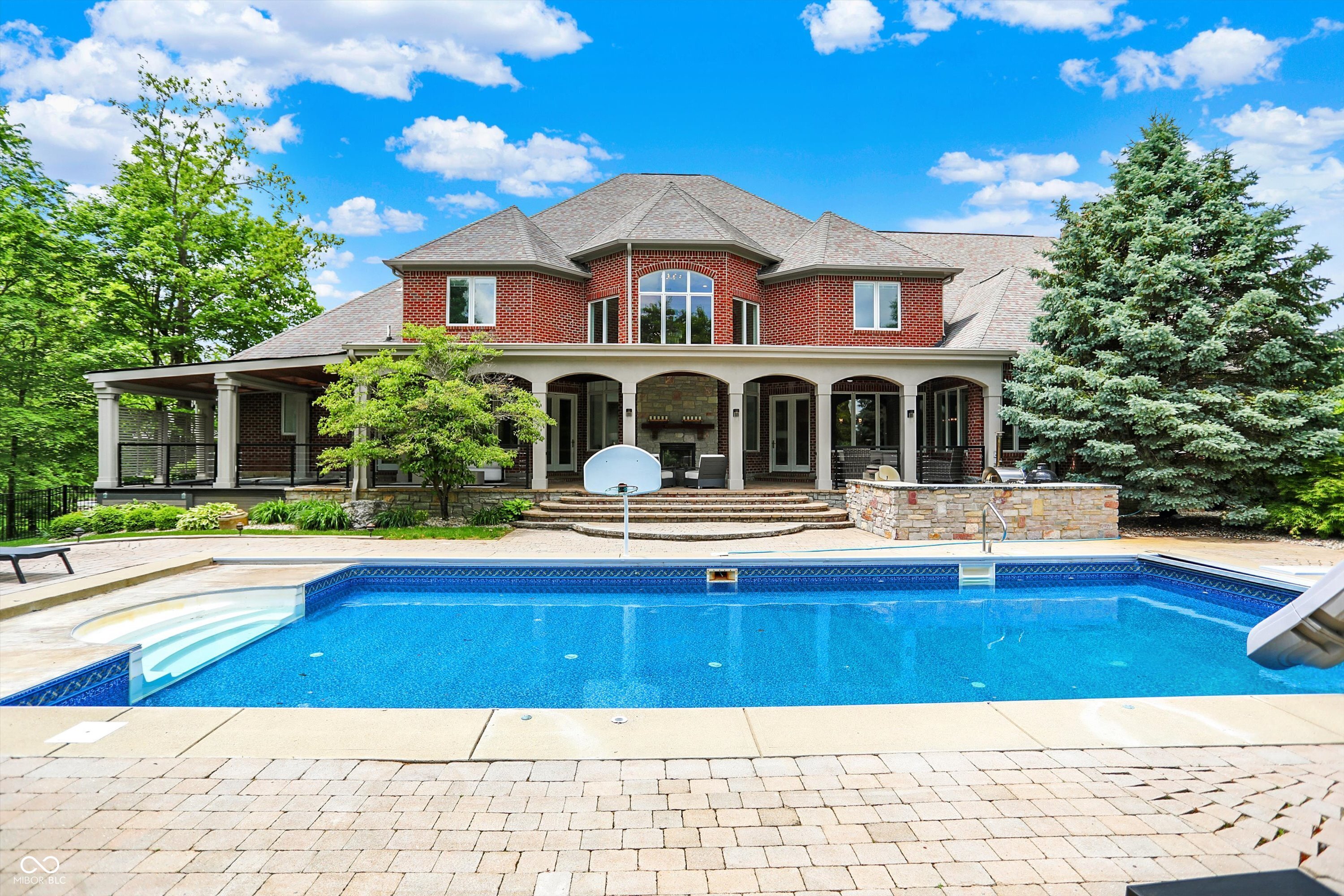 Noblesville, Indiana, 46062, United States, 6 Bedrooms Bedrooms, ,9 BathroomsBathrooms,Residential,For Sale,1979033