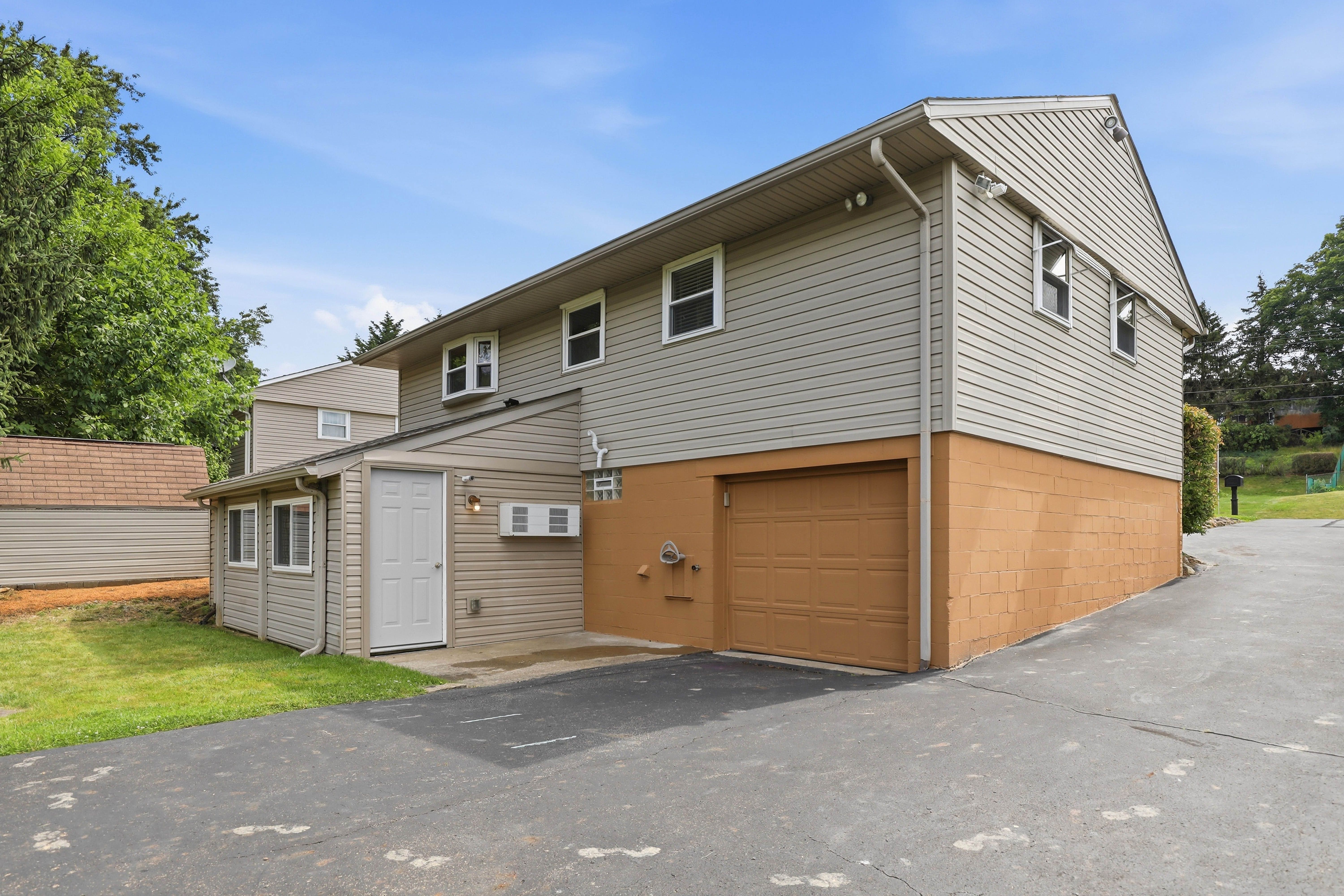  113 Lycoming Drive, Carnot-Moon, PA 15108 - 物件實景