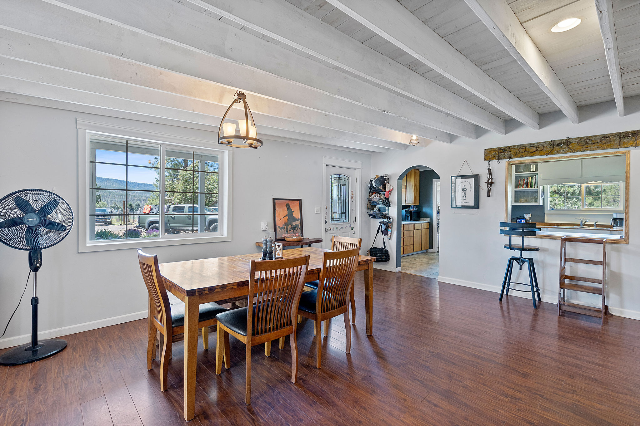 Prineville, Oregon, 97754, United States, 3 Bedrooms Bedrooms, ,2 BathroomsBathrooms,Residential,For Sale,1865780