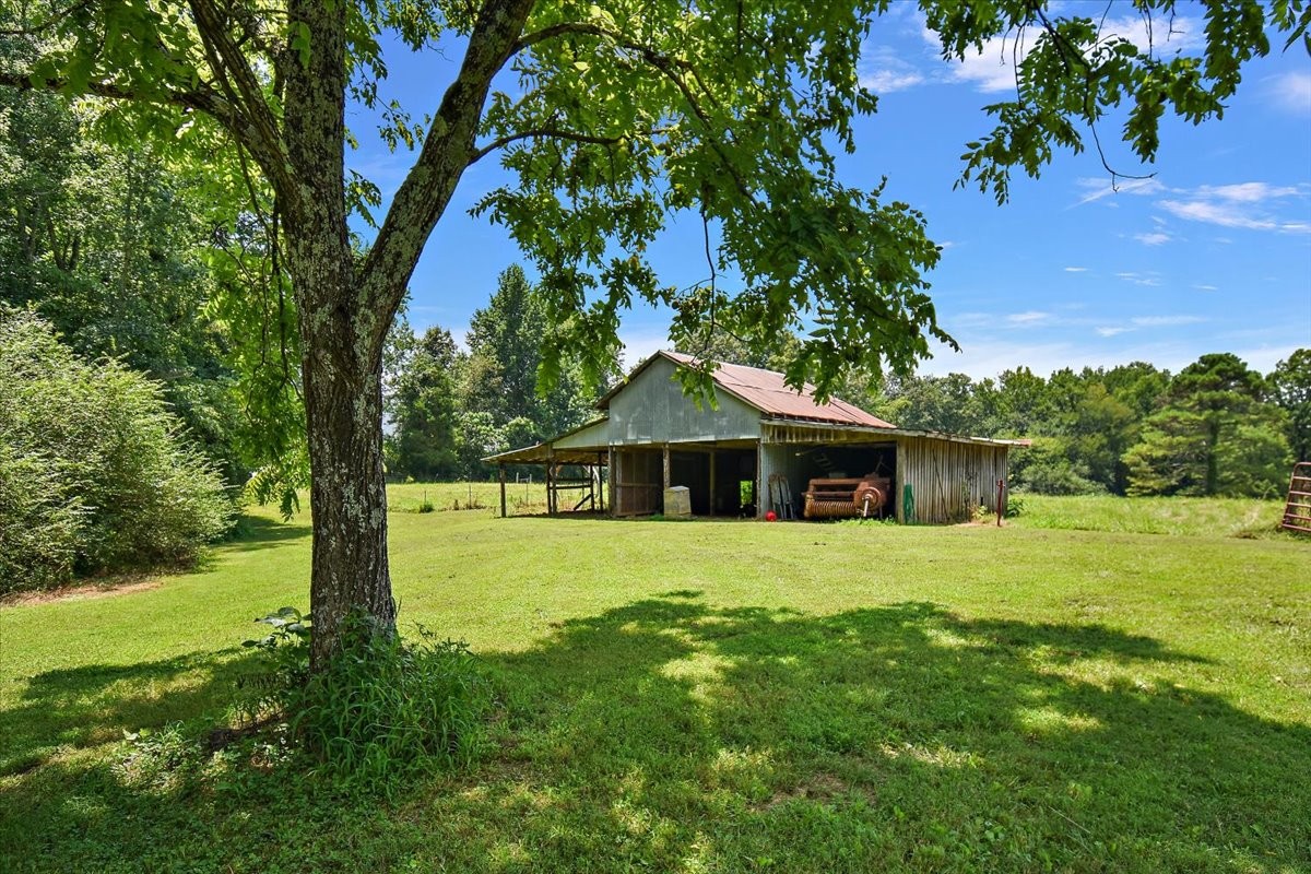 Five Points, Tennessee, 38457, United States, 4 Bedrooms Bedrooms, ,4 BathroomsBathrooms,Residential,For Sale,1902817