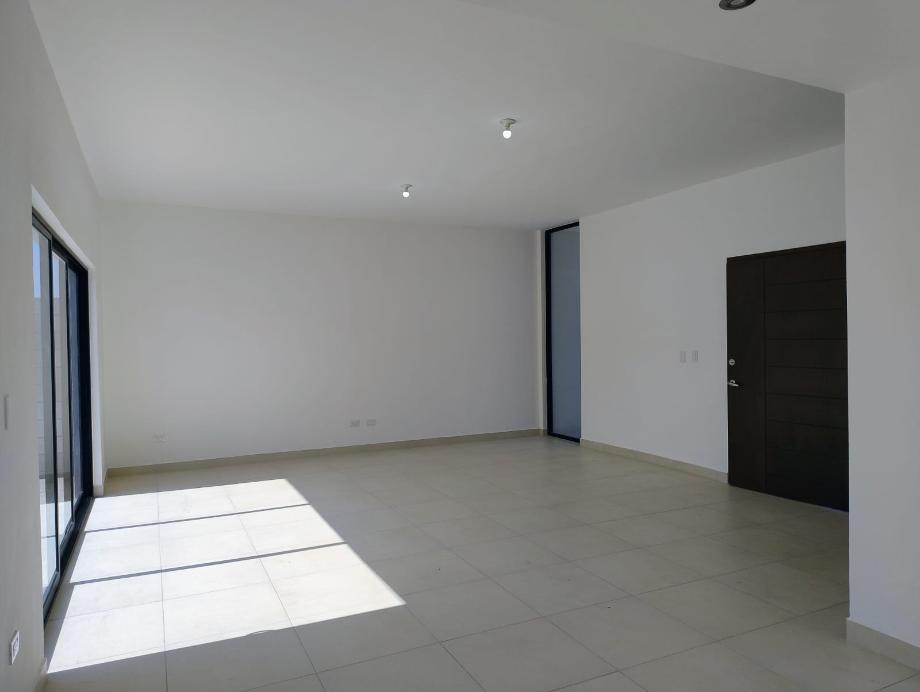 FLAMBOYANES, Gómez Palacio, Durango, 35049, Mexico, 4 Bedrooms Bedrooms, ,3 BathroomsBathrooms,Residential,For Sale,FLAMBOYANES,1416244