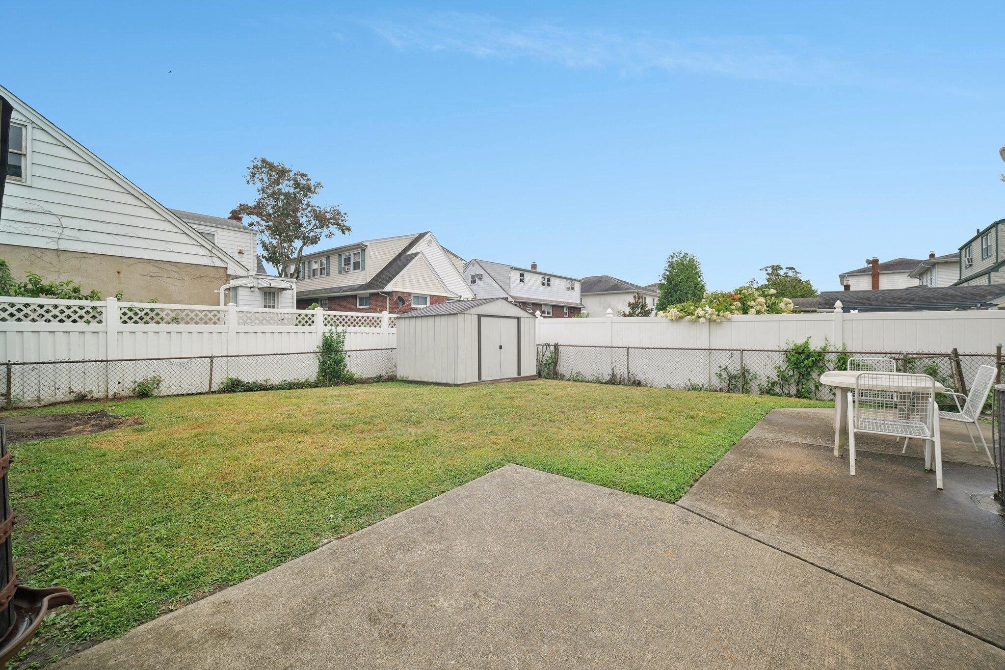 South Hackensack, New Jersey, 07606, United States, 4 Bedrooms Bedrooms, ,2 BathroomsBathrooms,Residential,For Sale,1978982