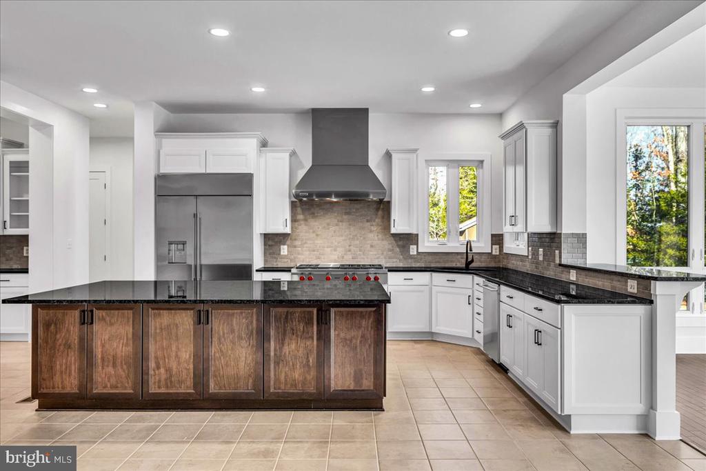 Oak Hill, Virginia, 20171, United States, 4 Bedrooms Bedrooms, ,6 BathroomsBathrooms,Residential,For Sale,2006195