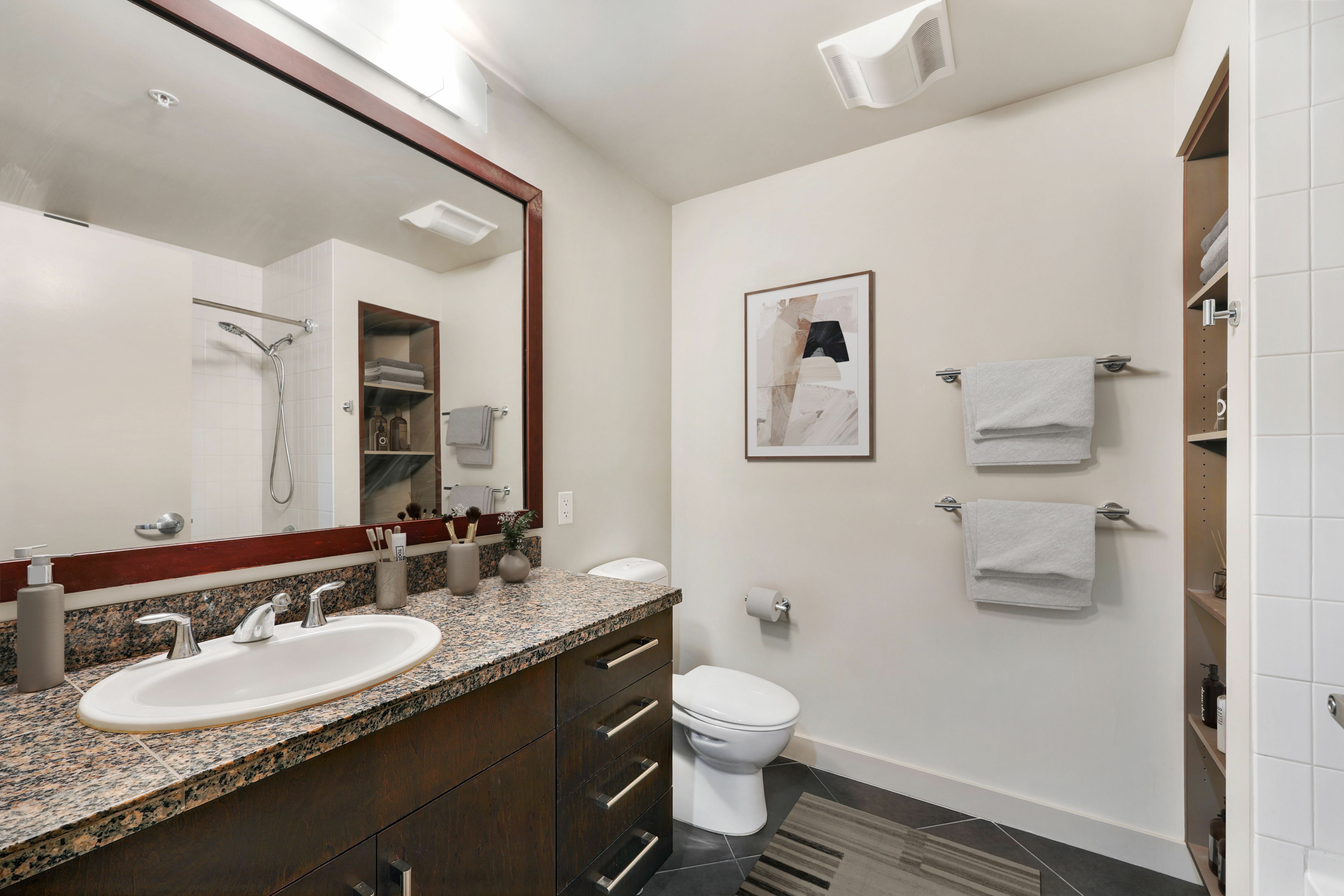  910 Lenora St Unit #702, Seattle, WA 98121 - 物件實景