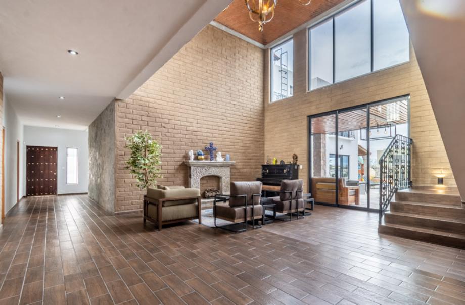 San Miguel de Allende, Guanajuato, 37749, Mexico, 5 Bedrooms Bedrooms, ,5 BathroomsBathrooms,Residential,For Sale,1684352