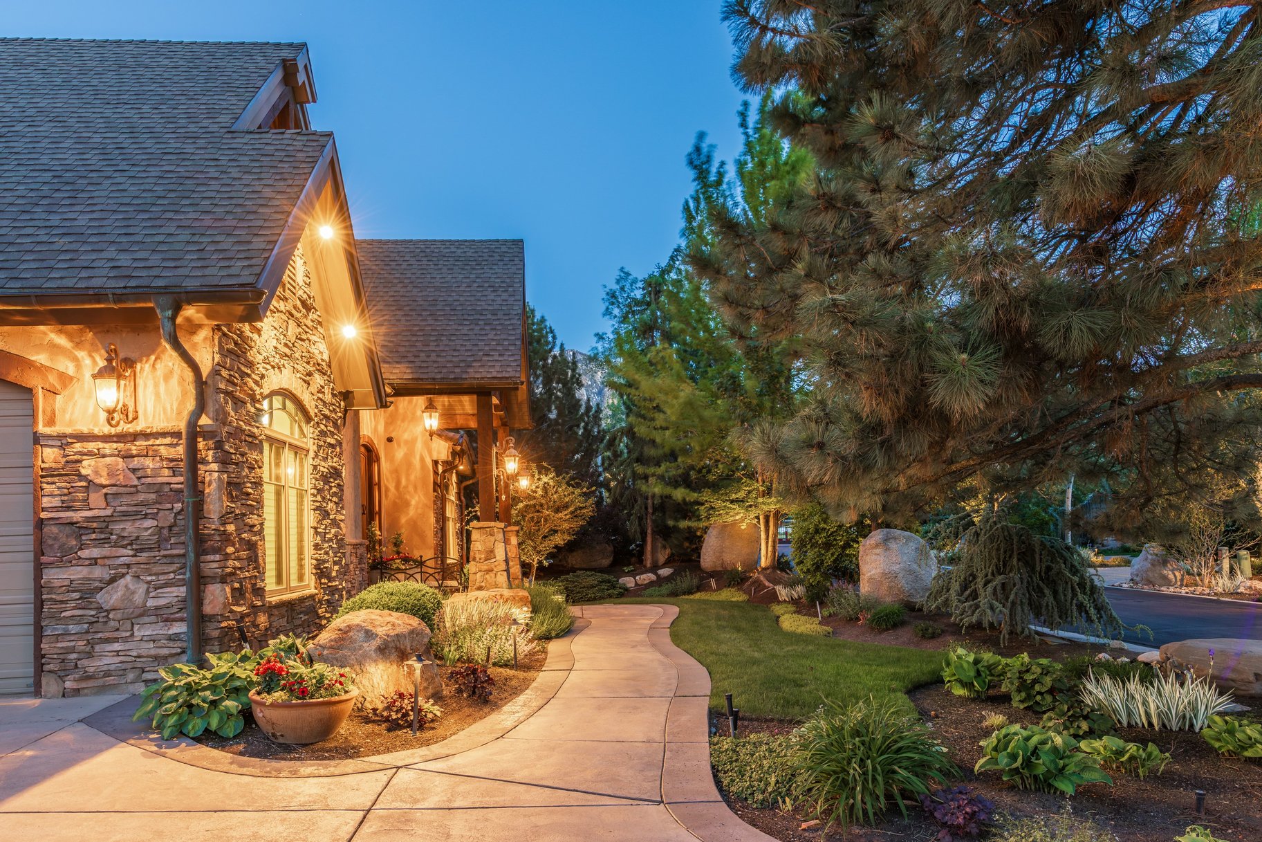  Private Gated Canyon Estate with Resort Grounds & Mountain Luxury - 物件實景