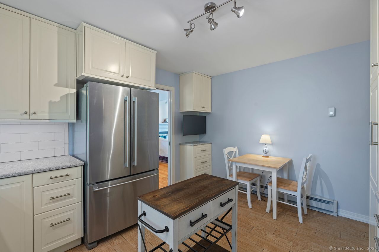Old Lyme, Connecticut, 06371, United States, 4 Bedrooms Bedrooms, ,3 BathroomsBathrooms,Residential,For Sale,1856921