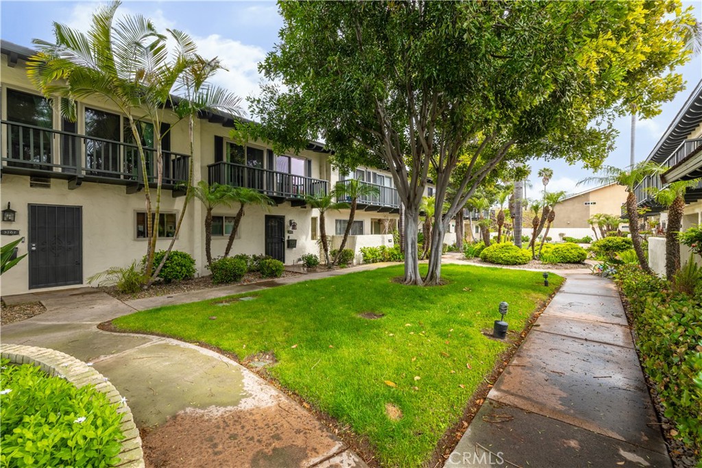 SAN DIEGO, California, 92110, United States, 2 Bedrooms Bedrooms, ,1 BathroomBathrooms,Residential,For Sale,1804818