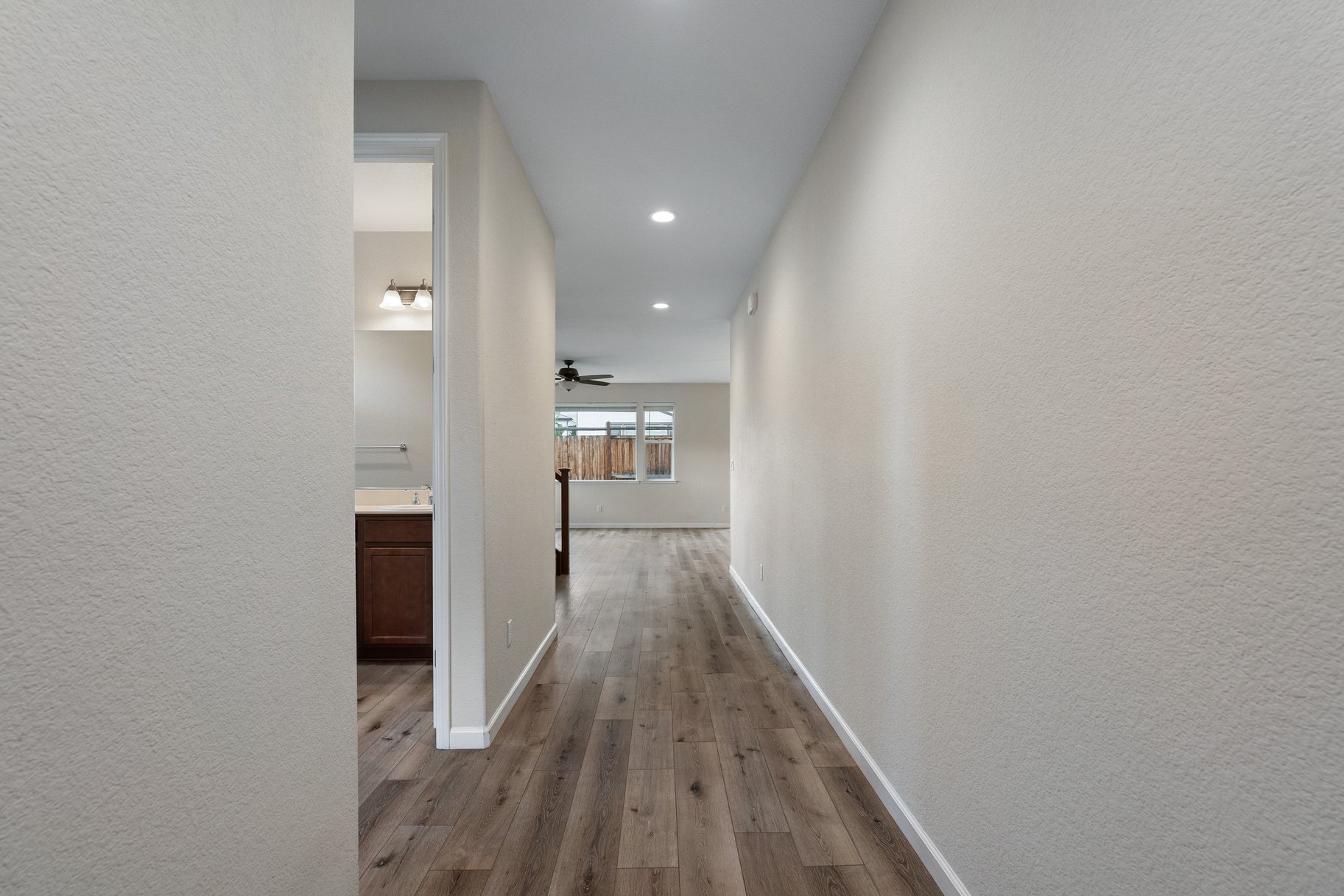  Two Story Walking Distance to Red Hawk Golf Course - 物件實景
