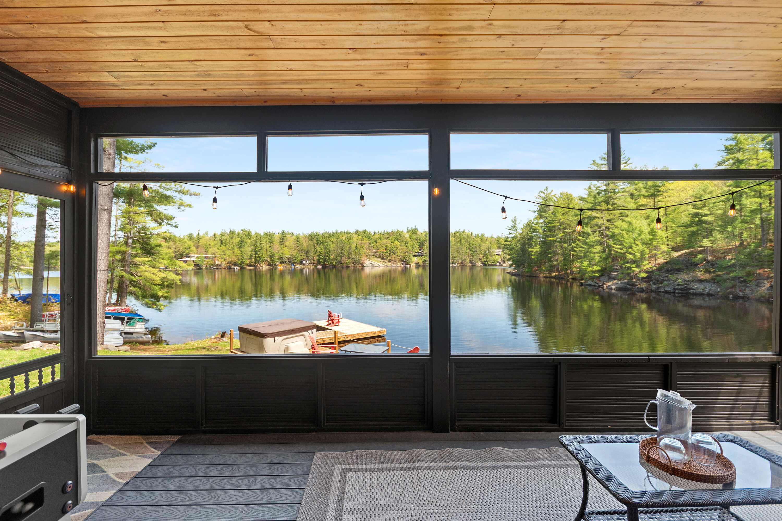  Go Home Lake Family Cottage - 物件實景