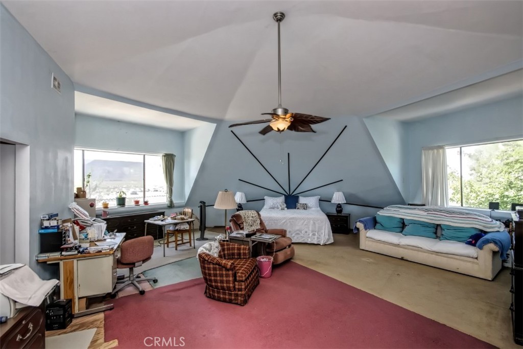 Newberry Springs, California, 92365, United States, 4 Bedrooms Bedrooms, ,6 BathroomsBathrooms,Residential,For Sale,1990195