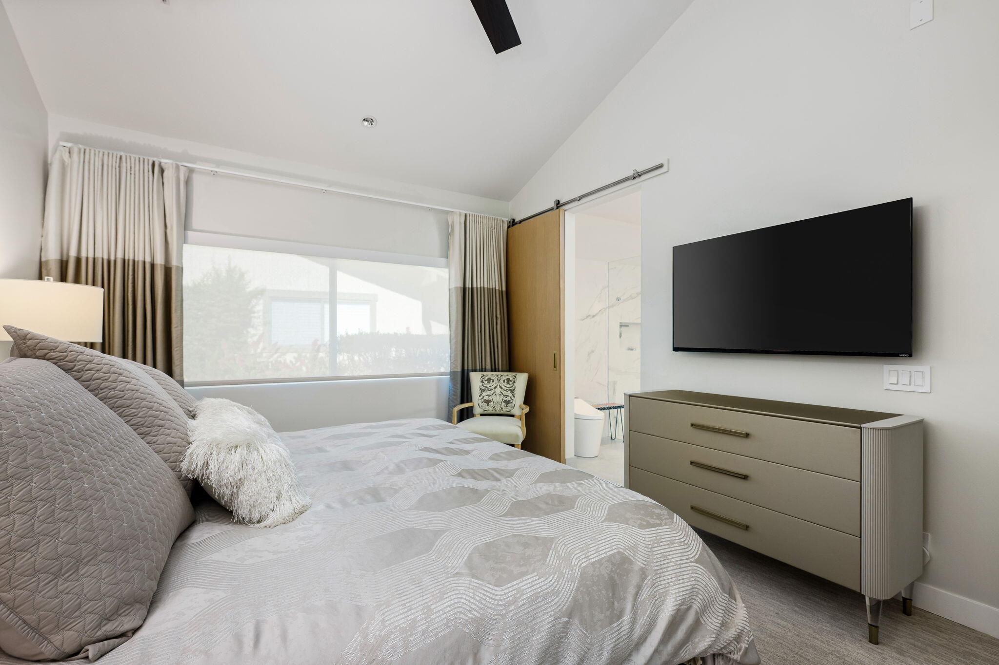 Palm Desert, California, 92211, United States, 2 Bedrooms Bedrooms, ,2 BathroomsBathrooms,Residential,For Sale,2003447