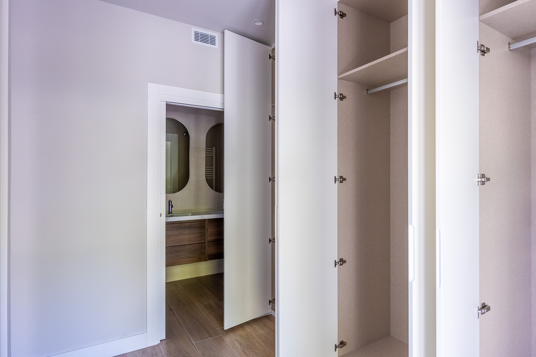  Exclusive duplex with terrace, two parking spaces and storage in Manuel Siurot - 物件實景