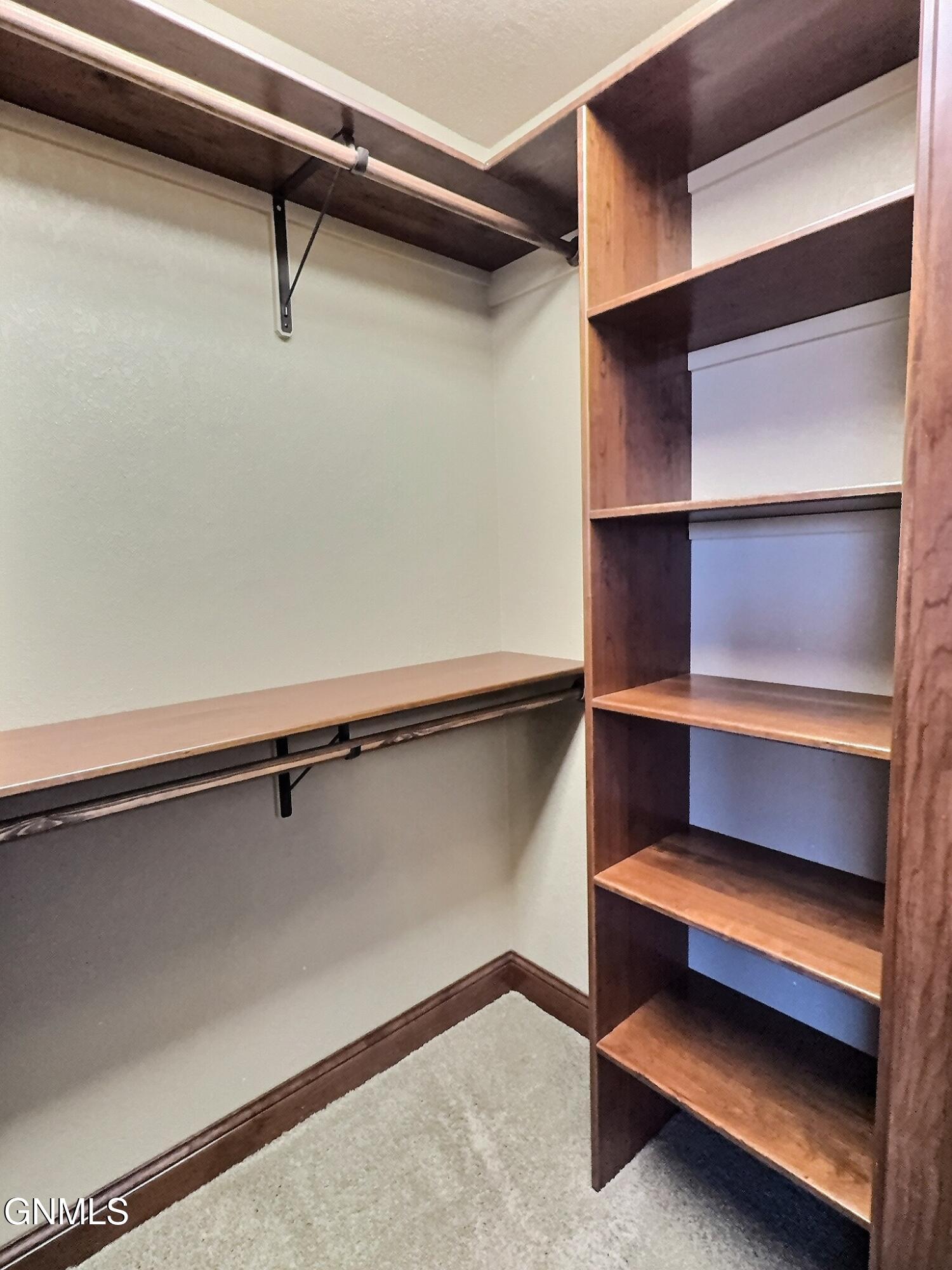 Bismarck, North Dakota, 58501, United States, 4 Bedrooms Bedrooms, ,4 BathroomsBathrooms,Residential,For Sale,2038873