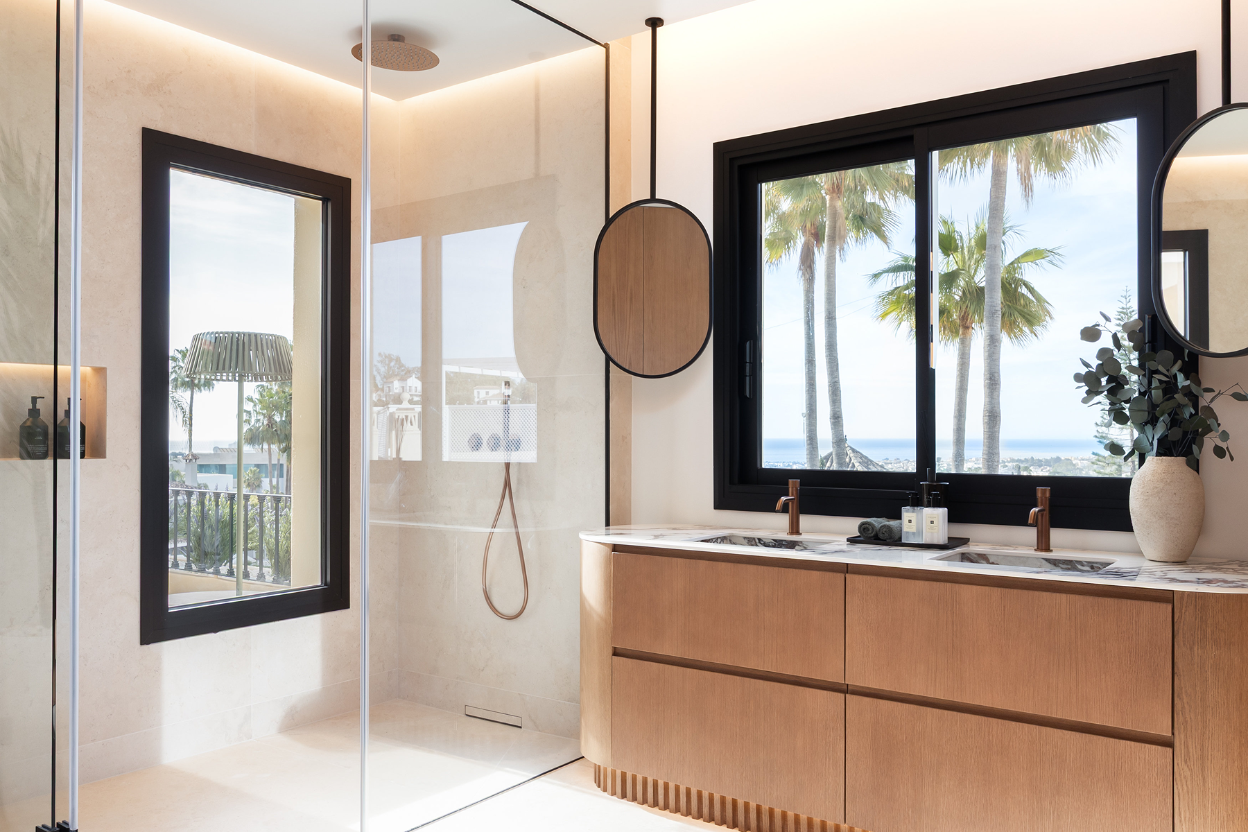  Terraced house with sea views and exceptional solarium in La Quinta, Benahavís - 物件實景