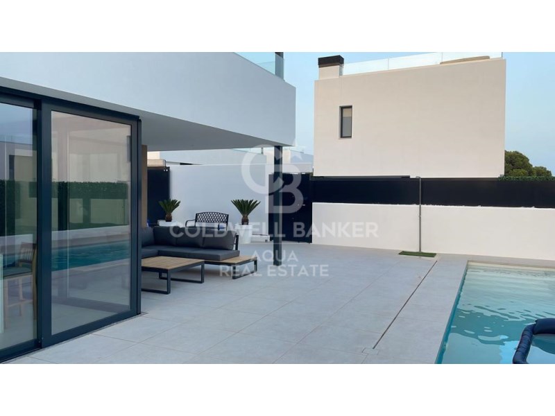 Alicante, Finestrat, Finestrat pueblo Alicante, Fi, Finestrat, Comunidad Valenciana, 00000, ES, 3 Bedrooms Bedrooms, ,3 BathroomsBathrooms,Residential,For Sale,Alicante, Finestrat, Finestrat pueblo Alicante, Fi,1606648