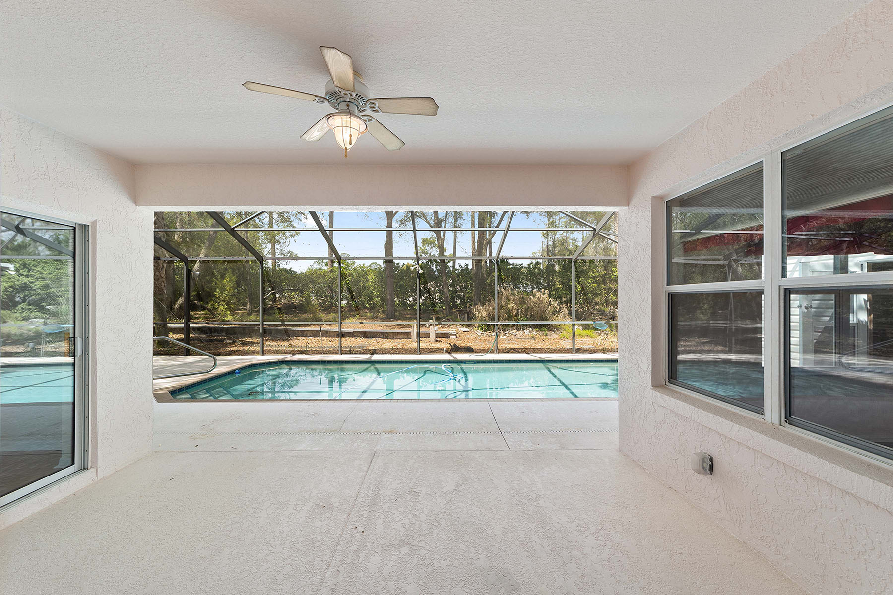  DUNNELLON - 物件實景