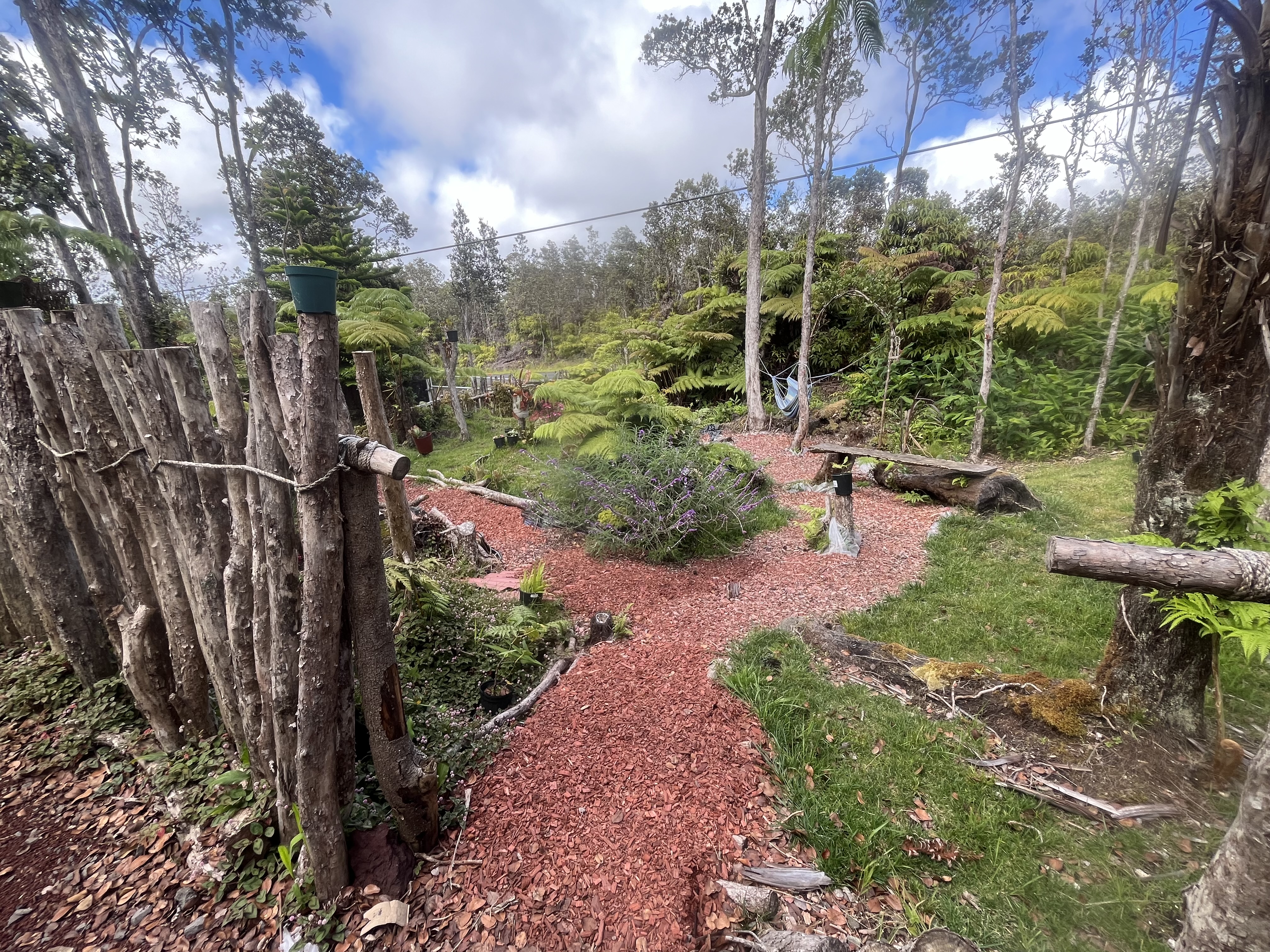 Volcano, Hawaii, 96785, United States, 2 Bedrooms Bedrooms, ,1 BathroomBathrooms,Residential,For Sale,1978172