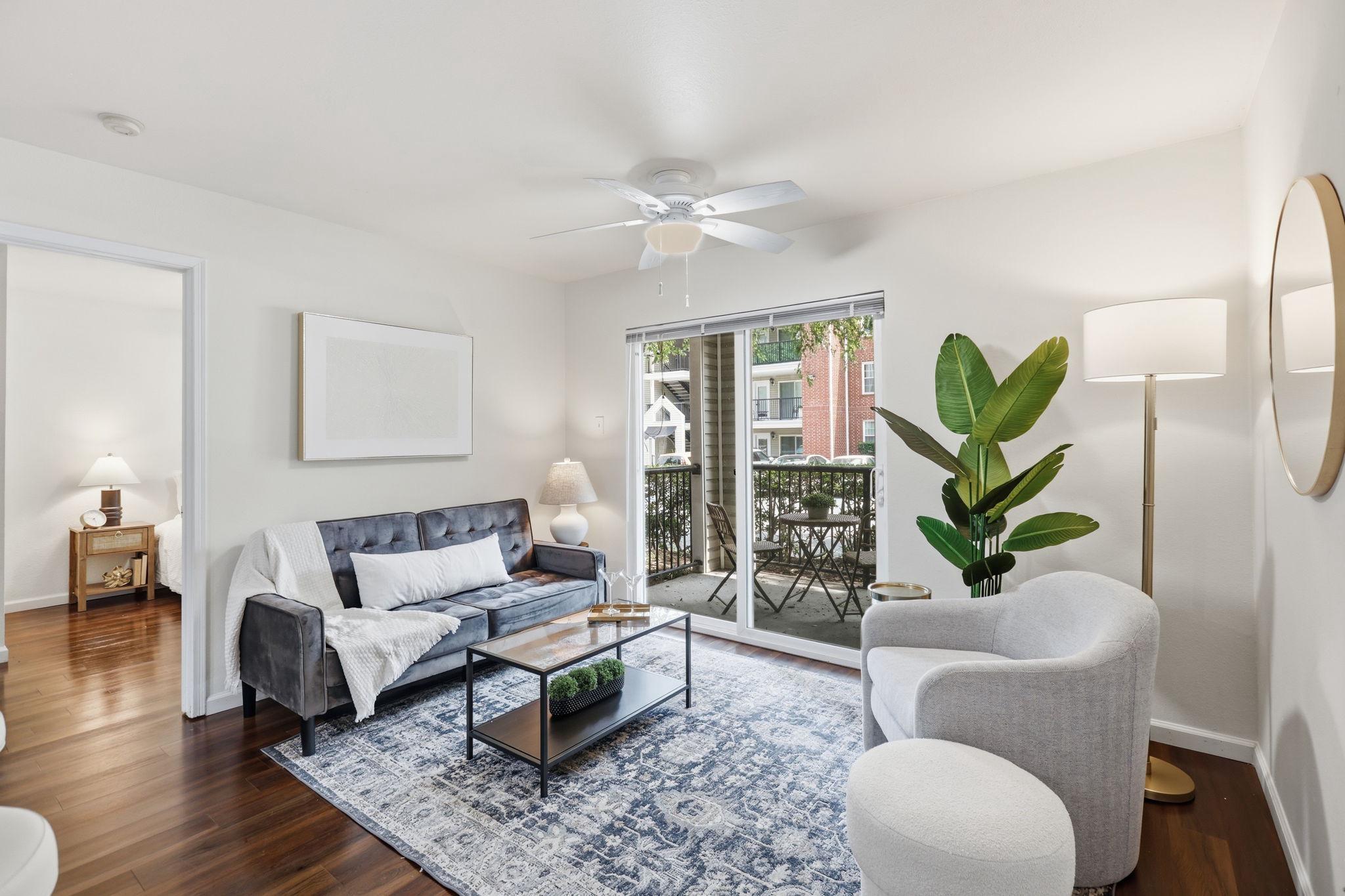  3303 Wyndham Circle, Alexandria, VA, 22302 - 物件實景