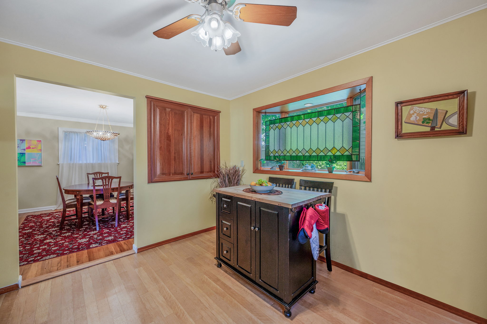 Babylon, New York, 11702, United States, 4 Bedrooms Bedrooms, ,3 BathroomsBathrooms,Residential,For Sale,1921676