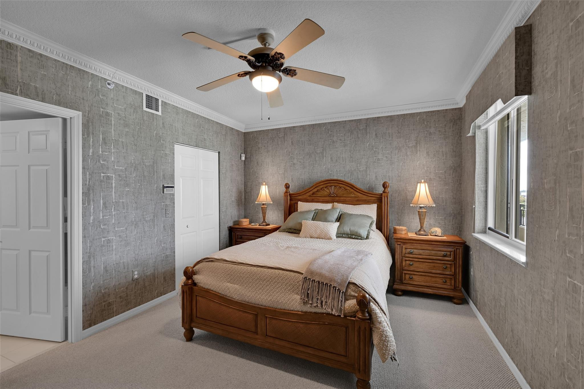 Pompano Beach, Florida, 33062, United States, 2 Bedrooms Bedrooms, ,3 BathroomsBathrooms,Residential,For Sale,2024404