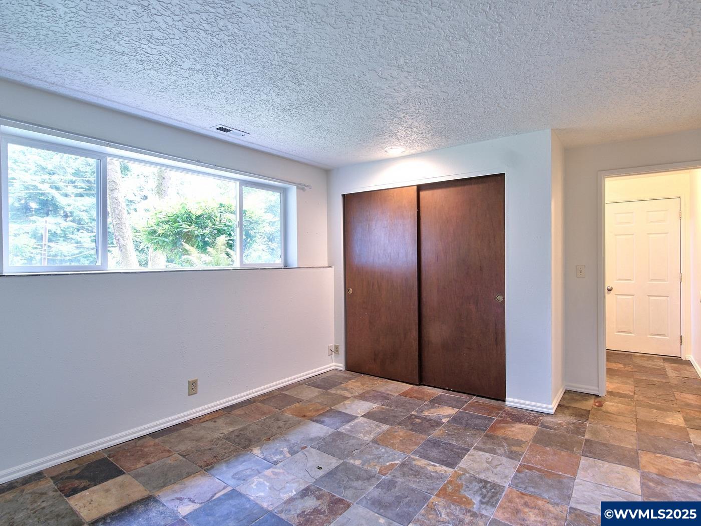 Lincoln City, Oregon, 97367, United States, ,2 BathroomsBathrooms,Residential,For Sale,1878367