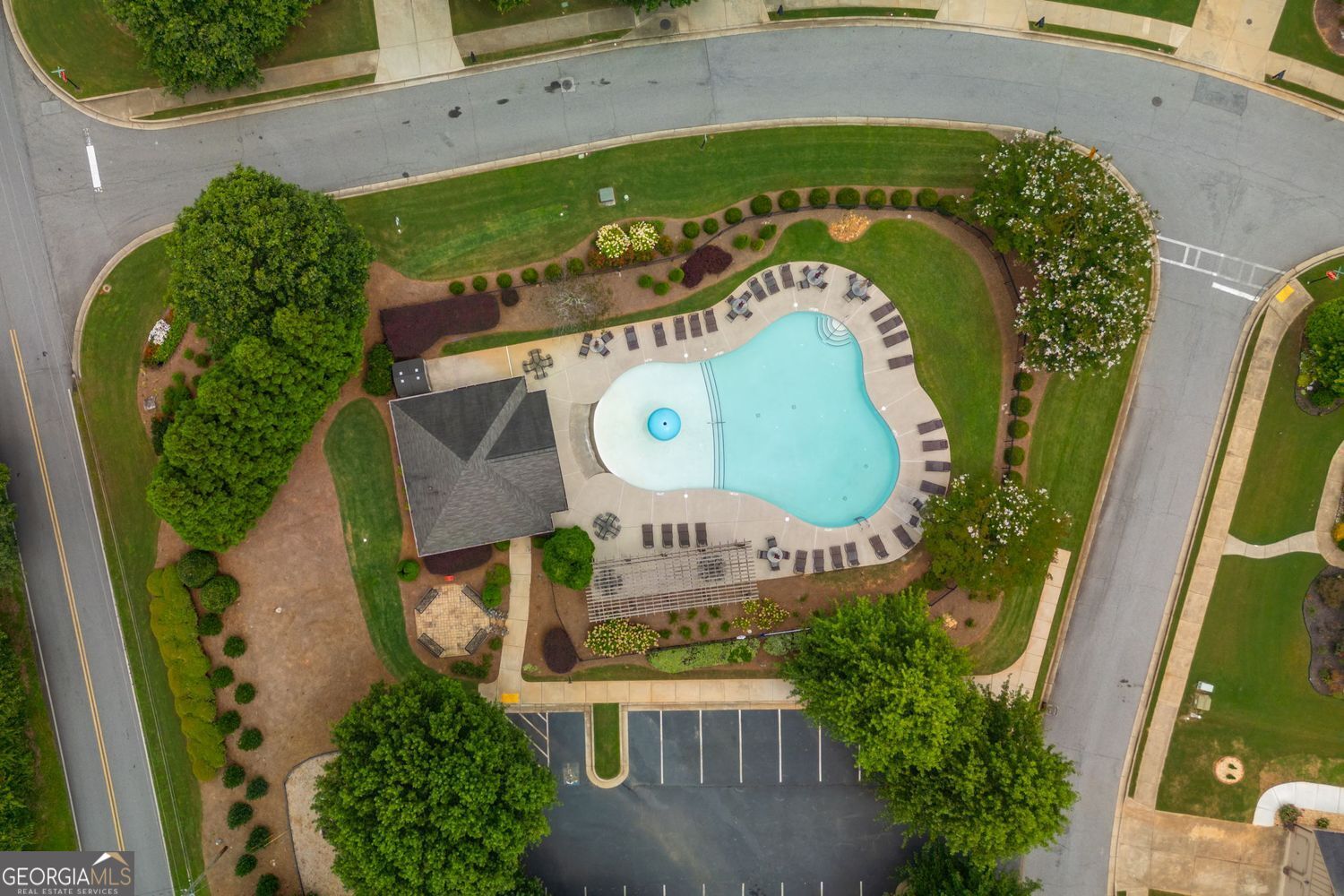 Cumming, Georgia, 30041, United States, 5 Bedrooms Bedrooms, ,3 BathroomsBathrooms,Residential,For Sale,1920285