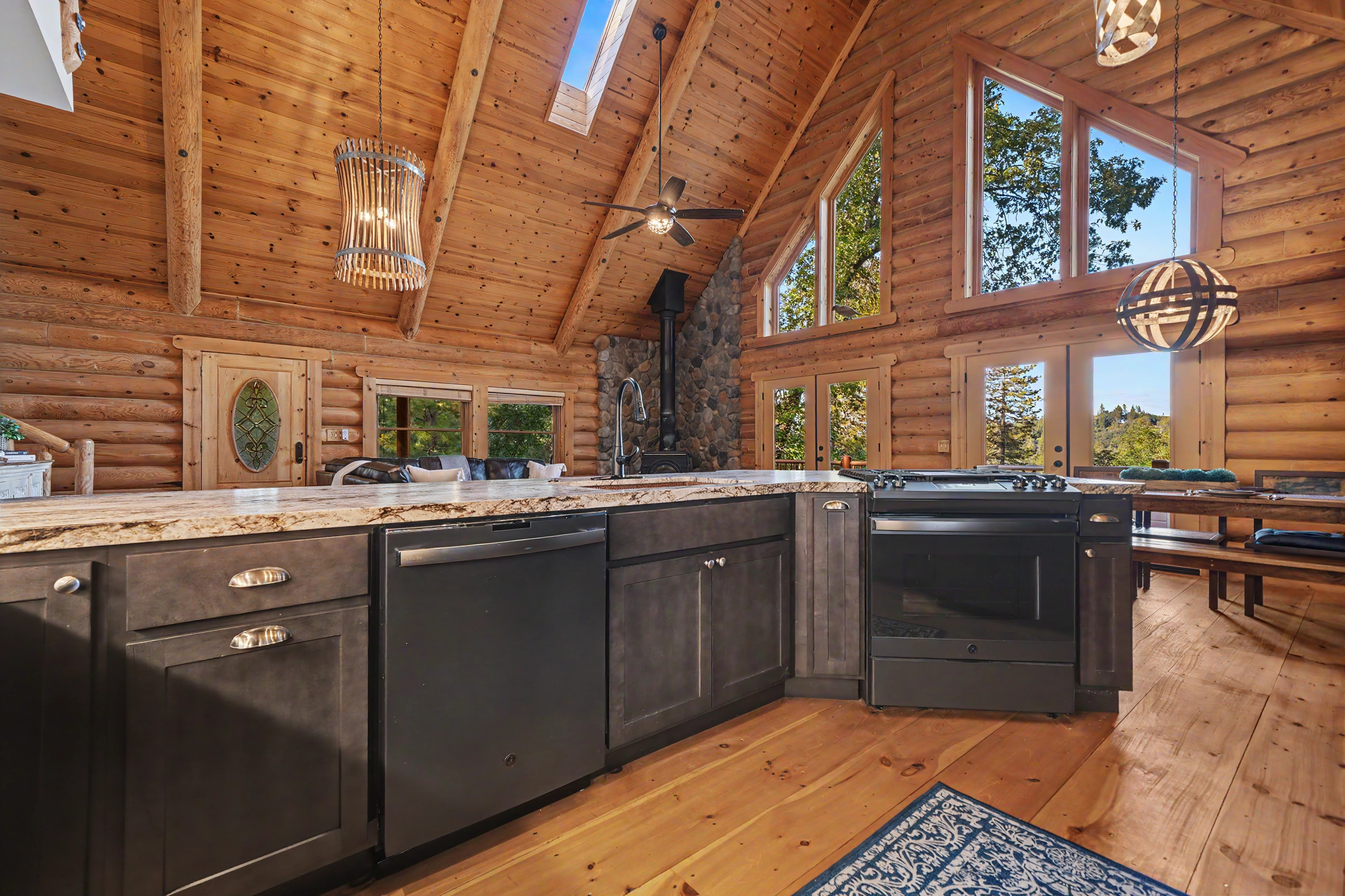  211 Fox Road, Glencoe, CA 95232 - 物件實景