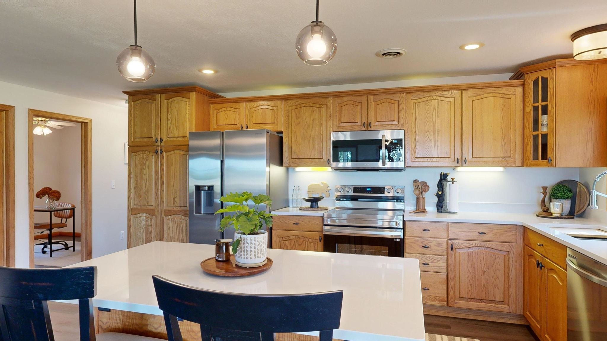Hope, Michigan, 48628, United States, 6 Bedrooms Bedrooms, ,3 BathroomsBathrooms,Residential,For Sale,1923910