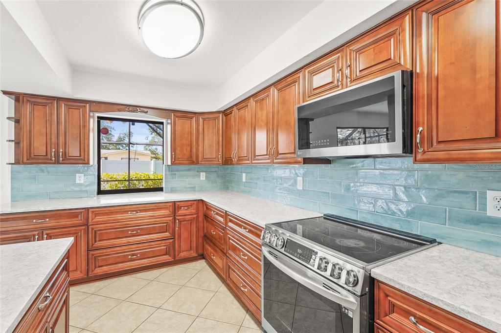 Bradenton, Florida, 34209, United States, 3 Bedrooms Bedrooms, ,2 BathroomsBathrooms,Residential,For Sale,1743662