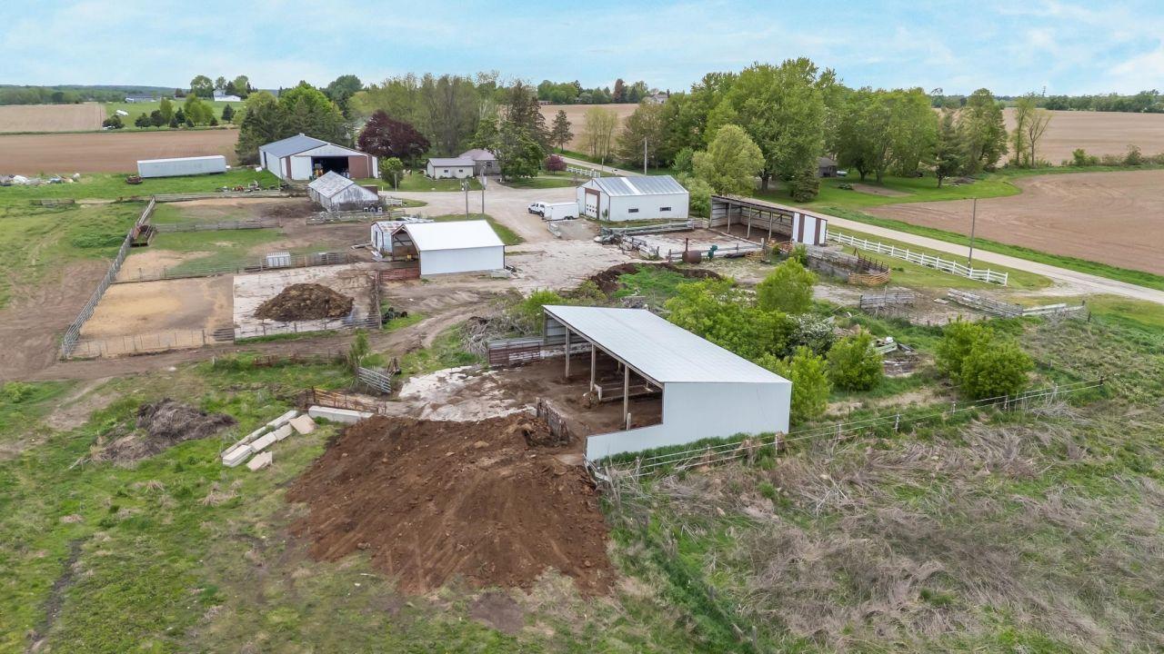 HORTONVILLE, Wisconsin, 54944, United States, 3 Bedrooms Bedrooms, ,2 BathroomsBathrooms,Residential,For Sale,1827520