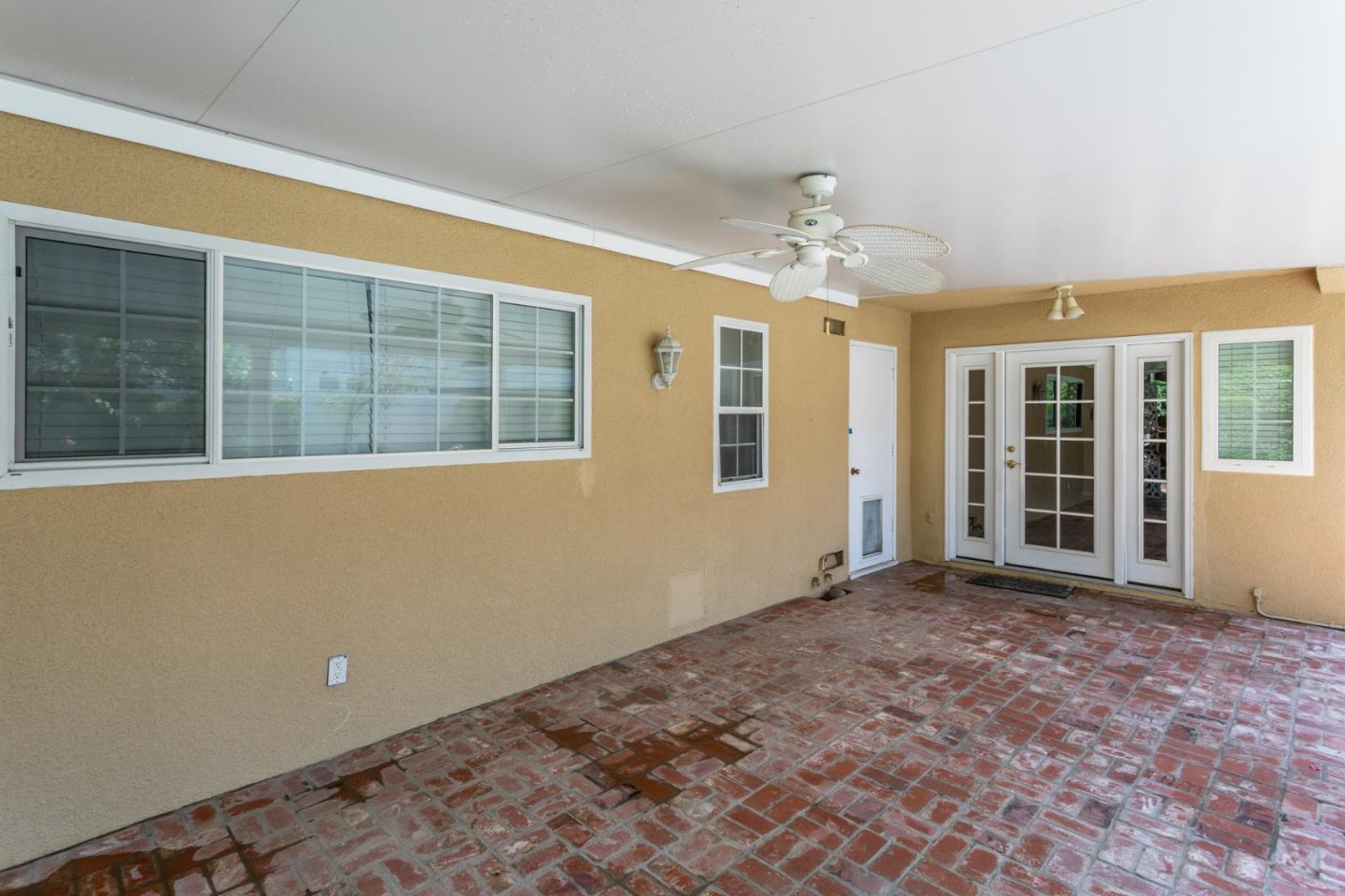 Clovis, California, 93611, United States, 4 Bedrooms Bedrooms, ,2 BathroomsBathrooms,Residential,For Sale,1907507