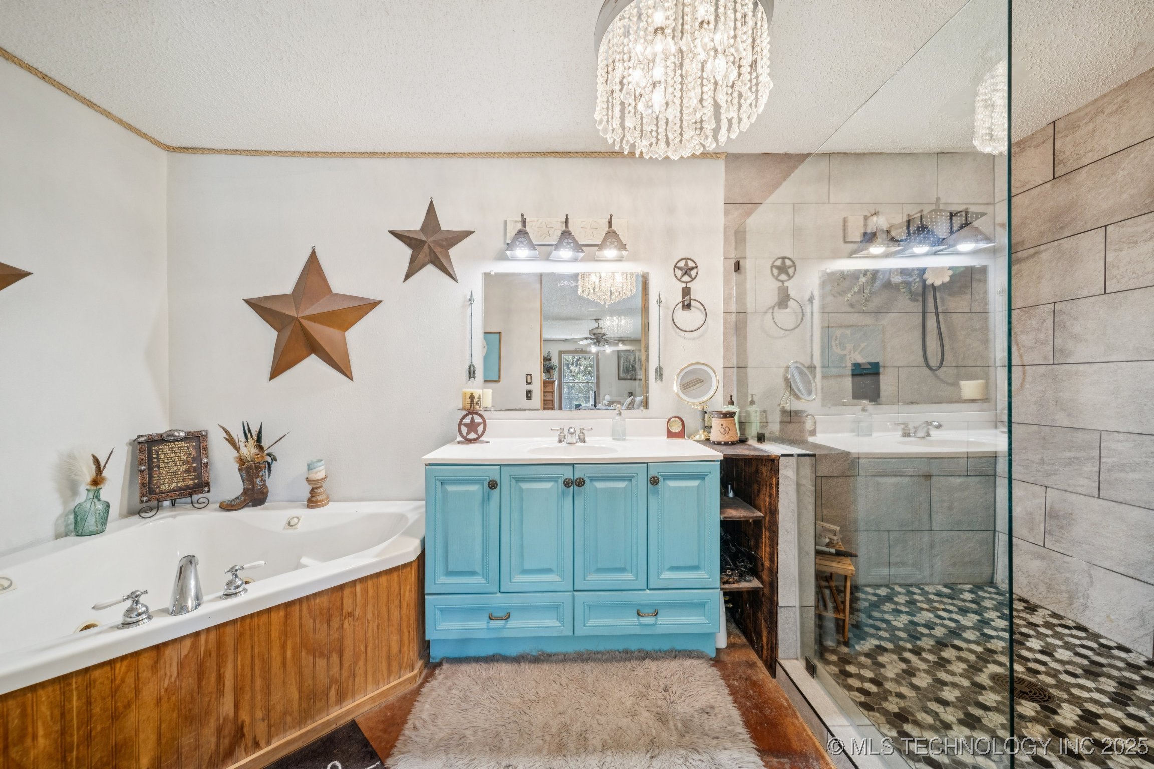 Barnsdall, Oklahoma, 74002, United States, 4 Bedrooms Bedrooms, ,3 BathroomsBathrooms,Residential,For Sale,1898751