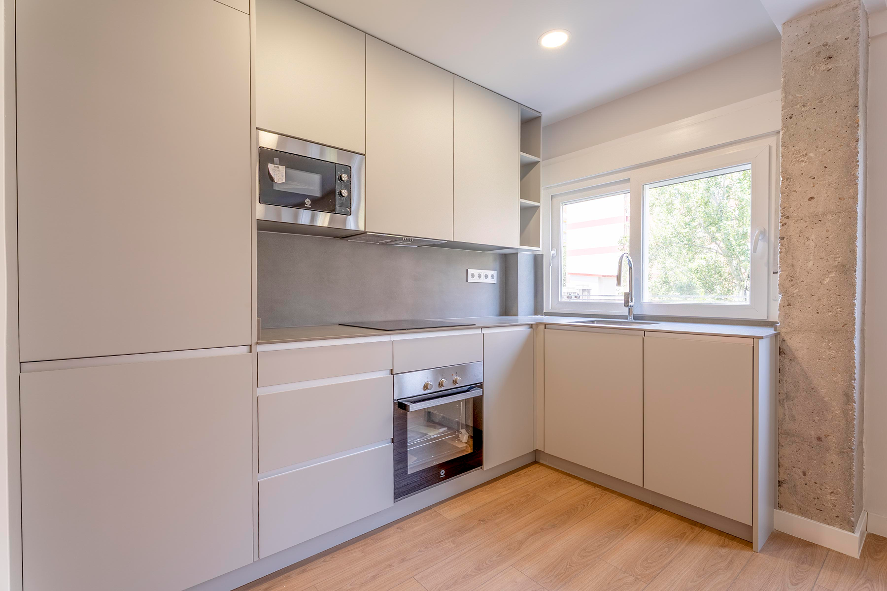  Renovated 2-bedroom flat with excellent qualities - 物件實景