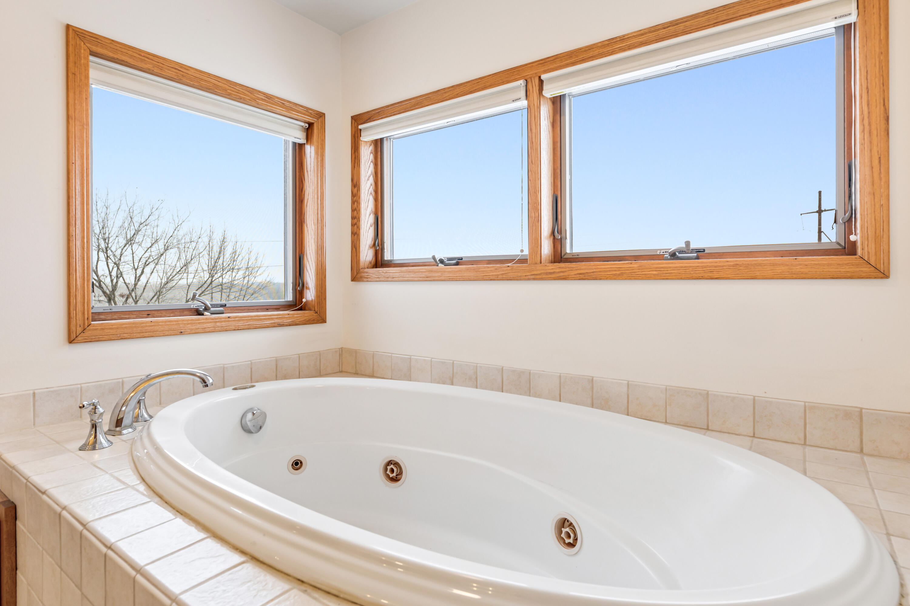 Shelby, Wisconsin, 54601, United States, 4 Bedrooms Bedrooms, ,4 BathroomsBathrooms,Residential,For Sale,2000335