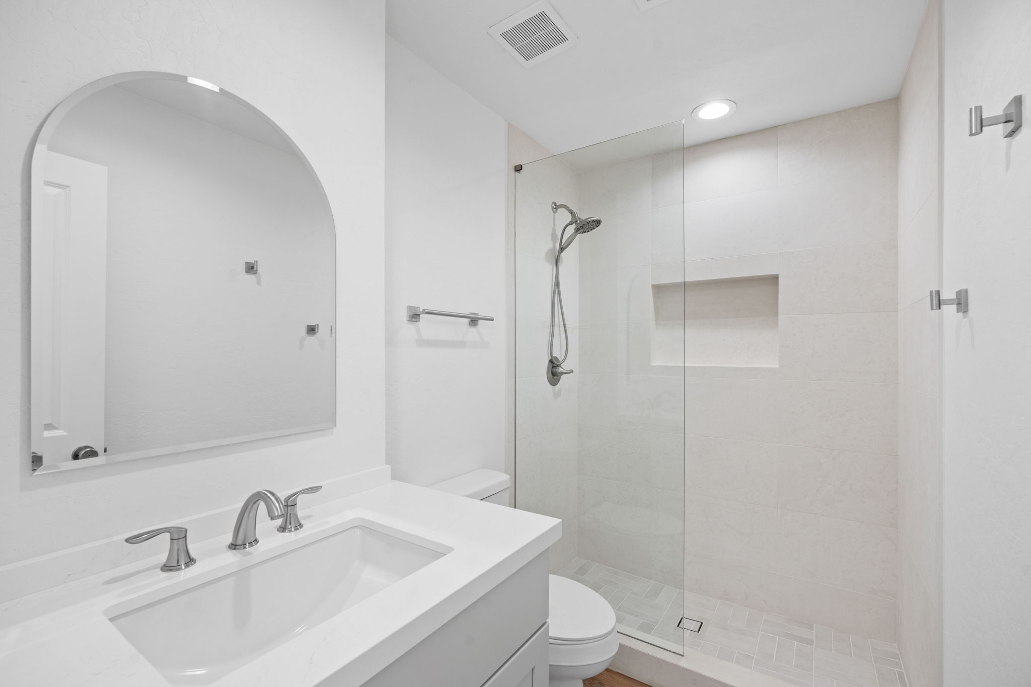  2933 N Casa Tomas Court  Phoenix, AZ - 物件實景