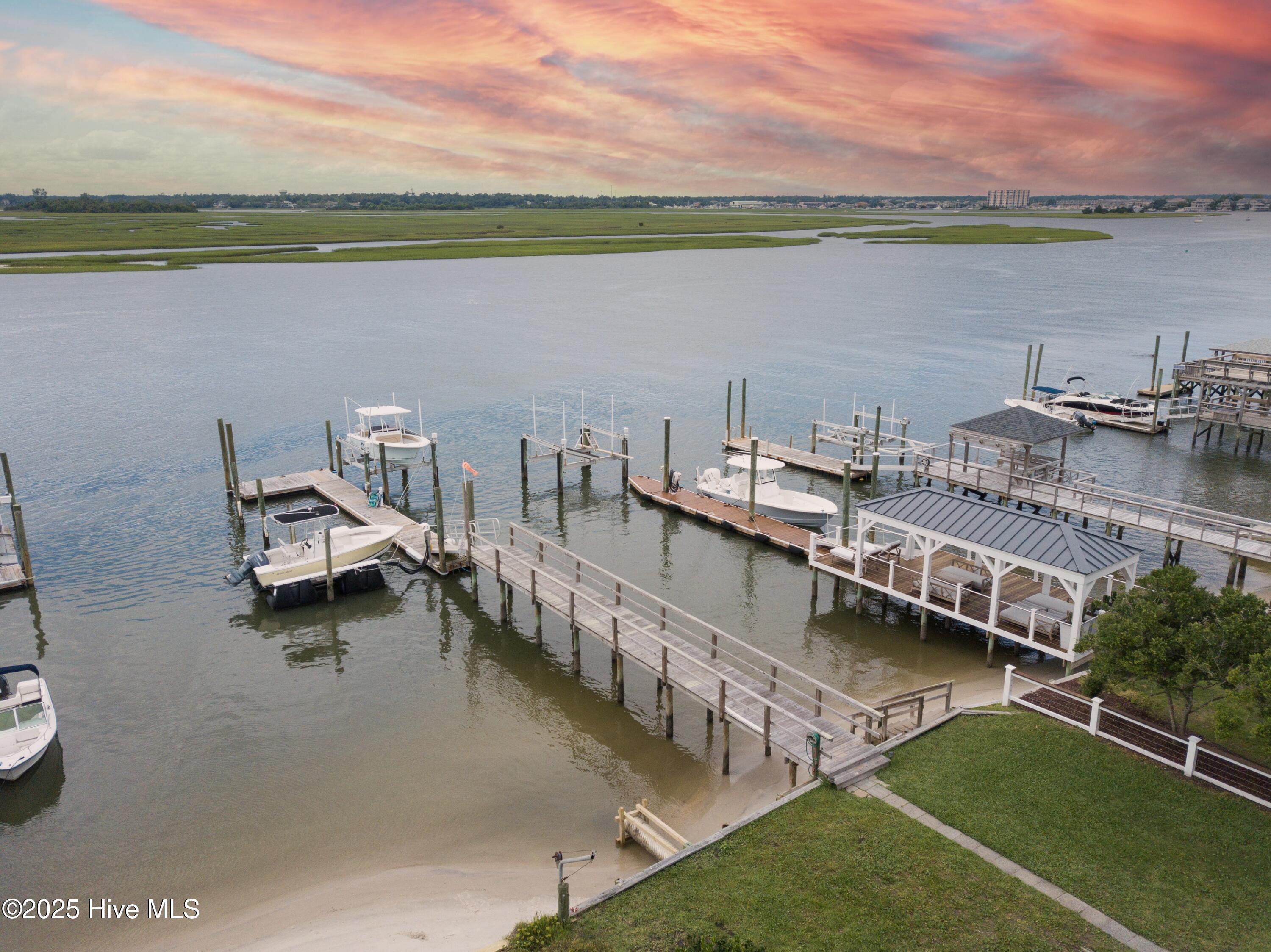 Wrightsville Beach, North Carolina, 28480, United States, 1 Bedroom Bedrooms, ,1 BathroomBathrooms,Residential,For Sale,1950442