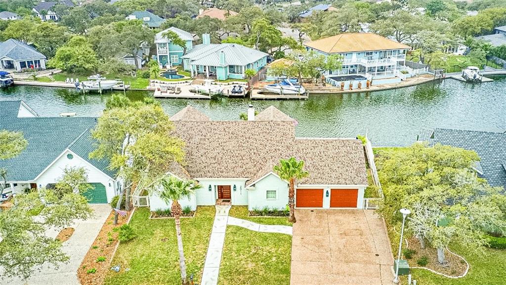 Rockport, Texas, 78382, United States, 3 Bedrooms Bedrooms, ,4 BathroomsBathrooms,Residential,For Sale,1892690