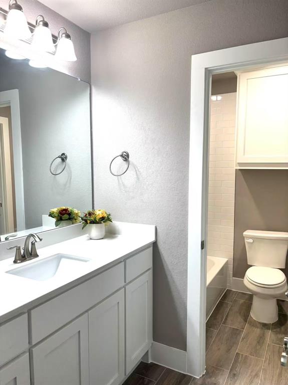 St. Paul, Texas, 75098, United States, 4 Bedrooms Bedrooms, ,5 BathroomsBathrooms,Residential,For Sale,1981996