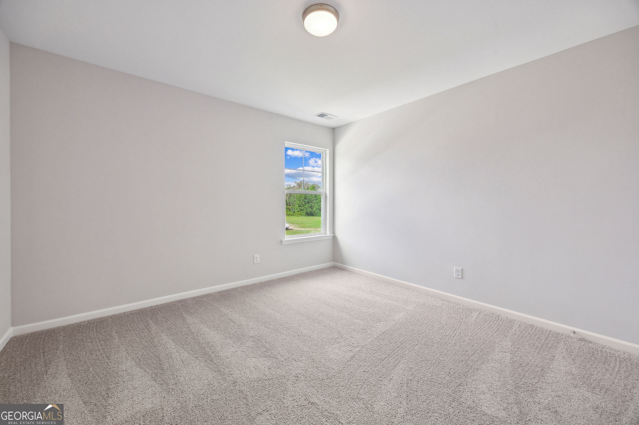 St. Marys, Georgia, 31558, United States, 4 Bedrooms Bedrooms, ,3 BathroomsBathrooms,Residential,For Sale,1962836