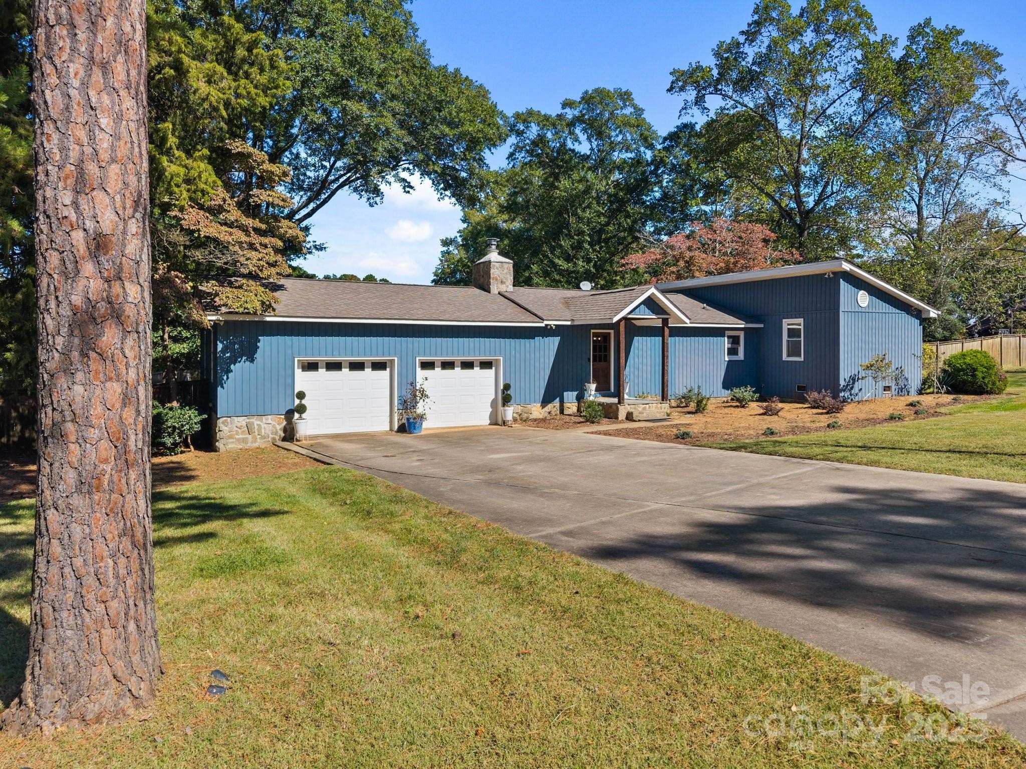 Salisbury, North Carolina, 28146, United States, 3 Bedrooms Bedrooms, ,2 BathroomsBathrooms,Residential,For Sale,1975878